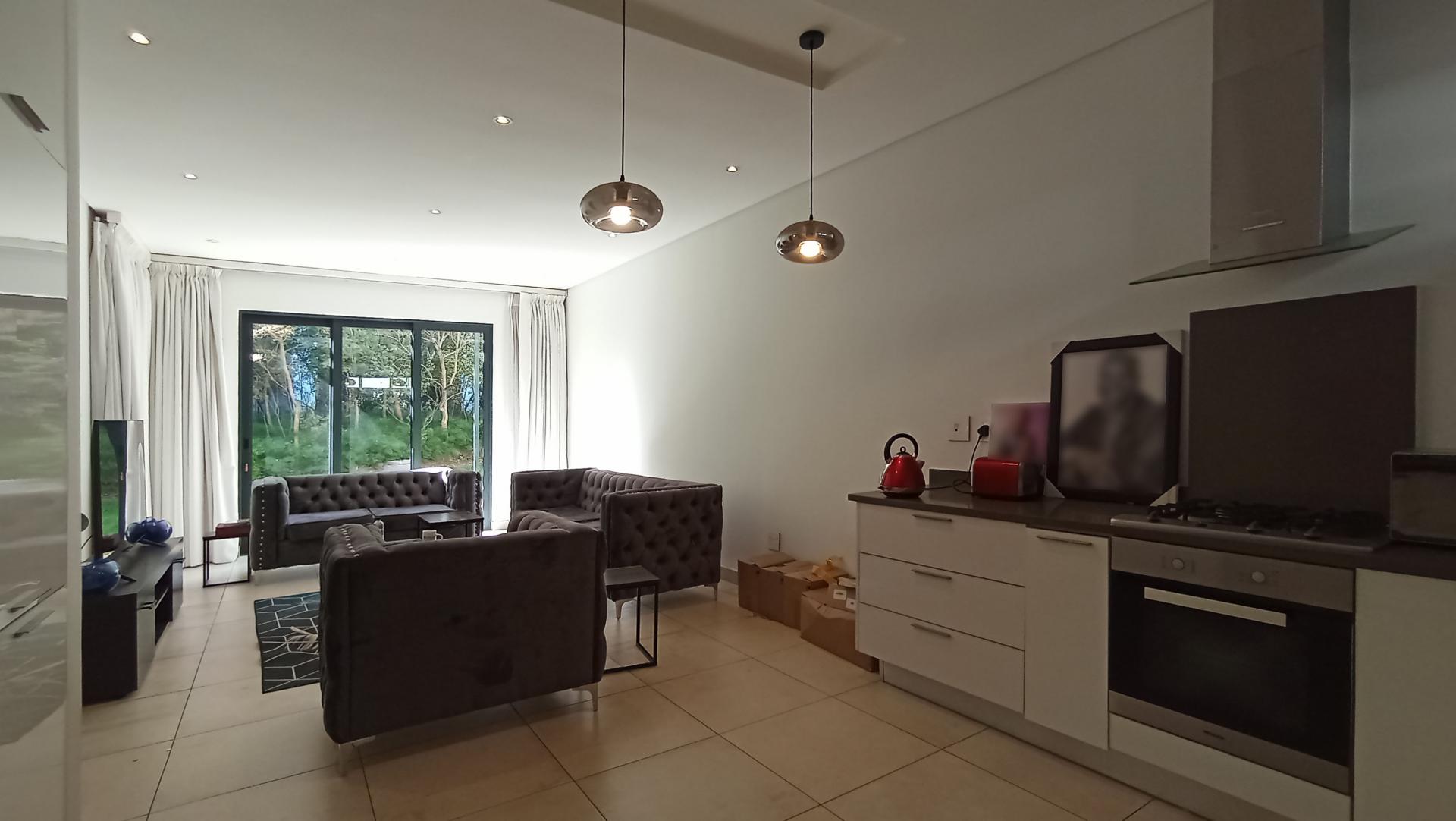Lounges - 23 square meters of property in Dainfern