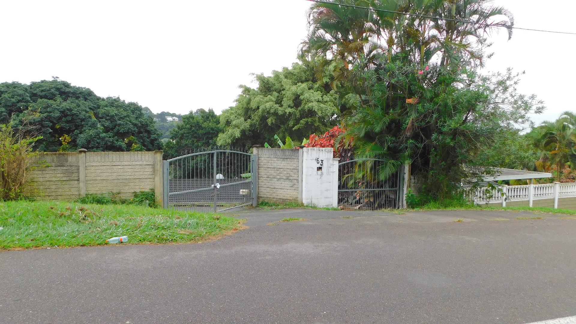 Front View of property in Pinetown 