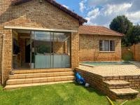 3 Bedroom 2 Bathroom House for Sale for sale in Ruimsig Noord