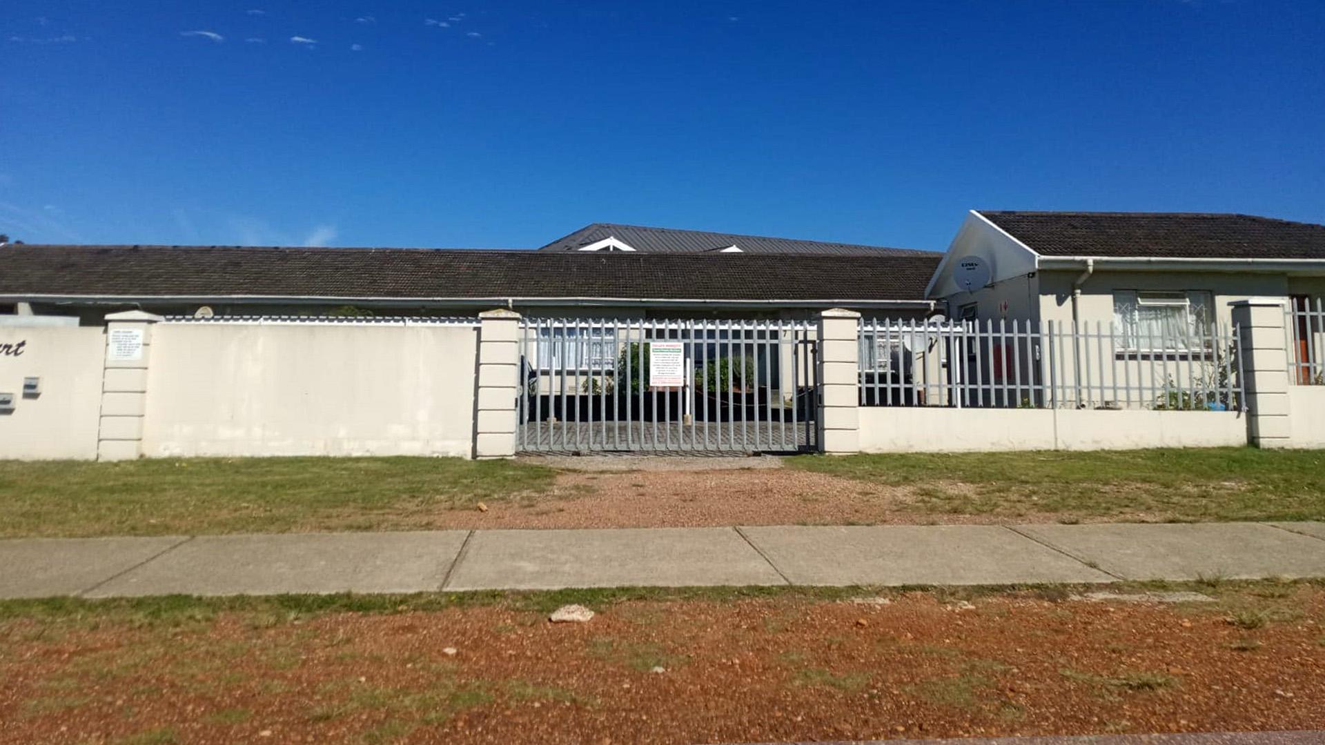Front View of property in Westering