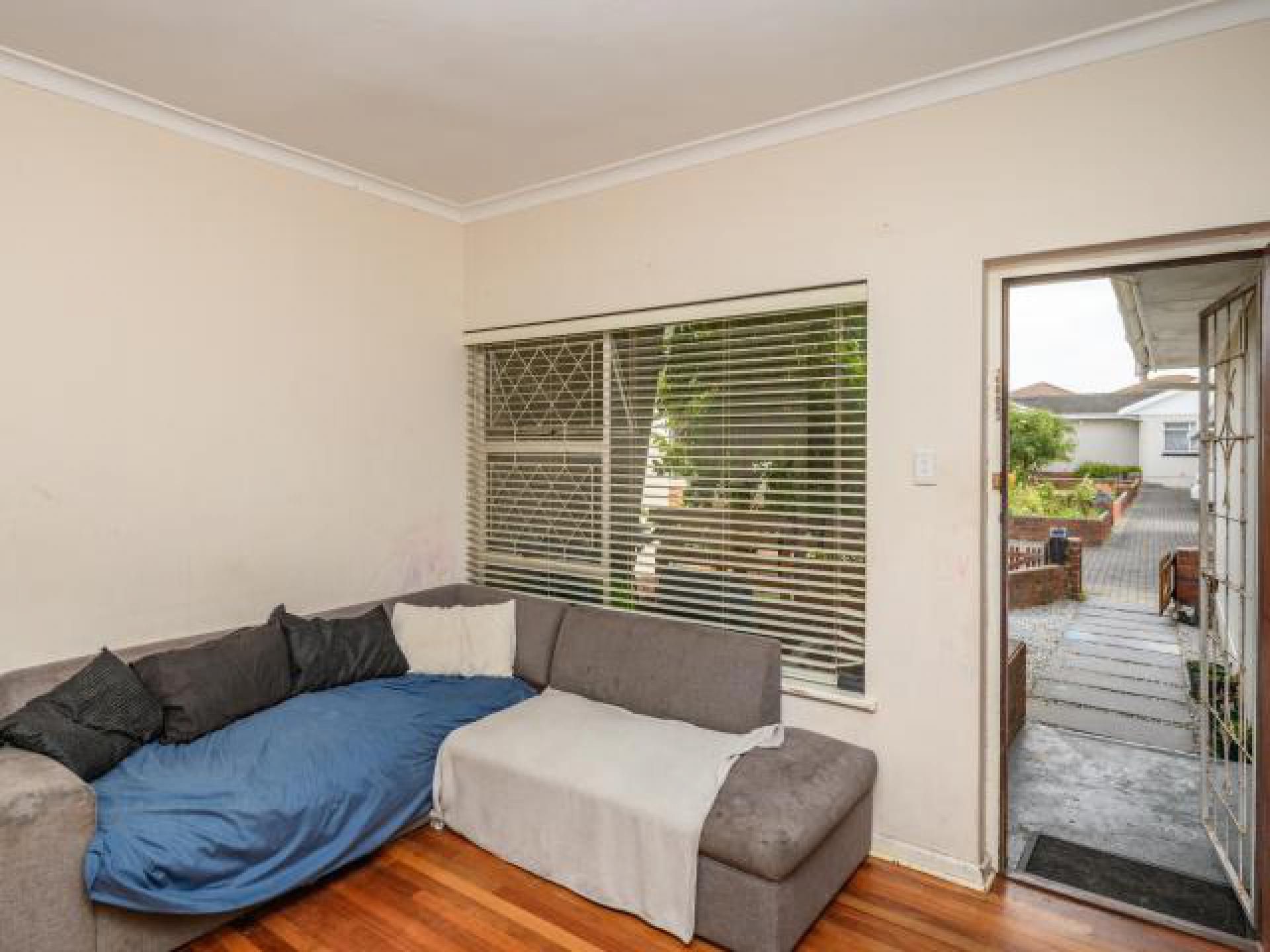 Lounges of property in Westering