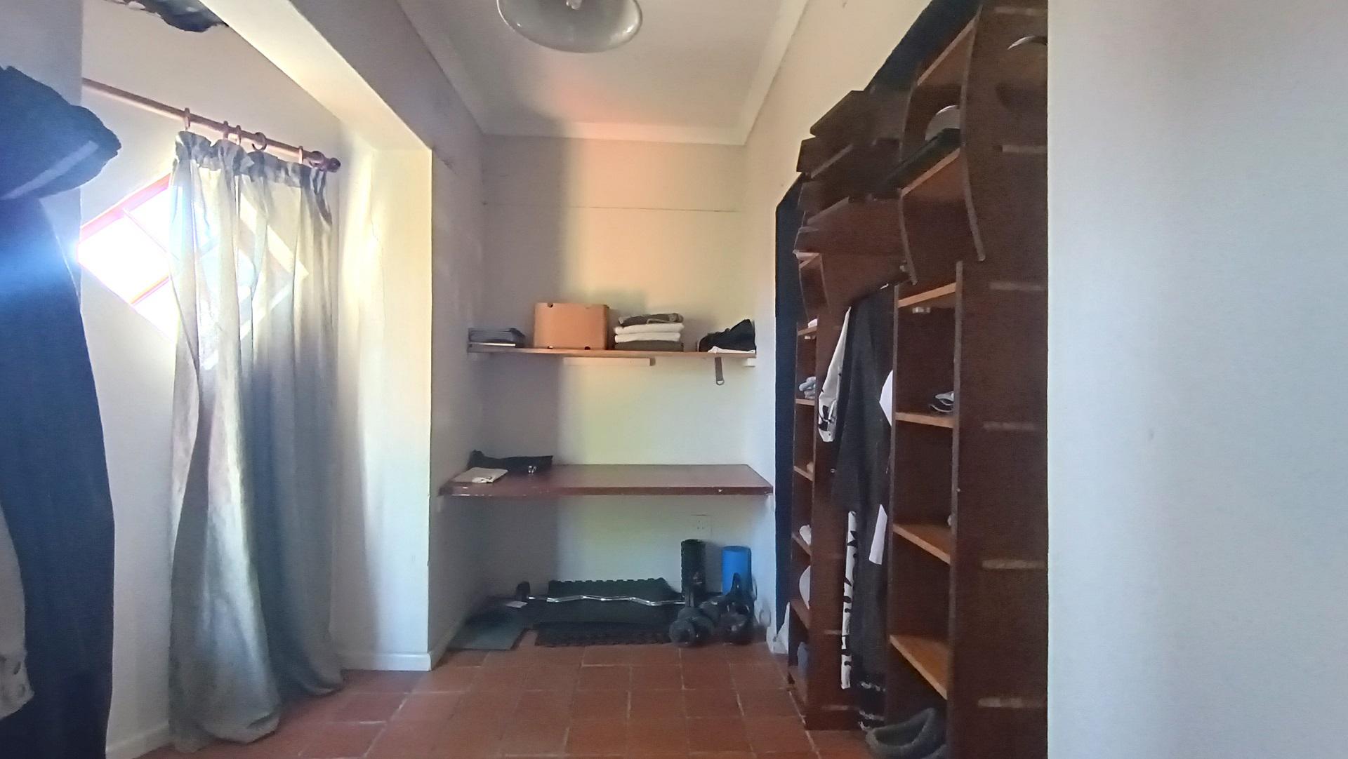 Rooms - 8 square meters of property in Brooklyn - Ct