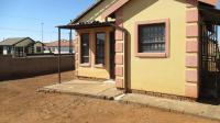 Front View of property in Mohlakeng