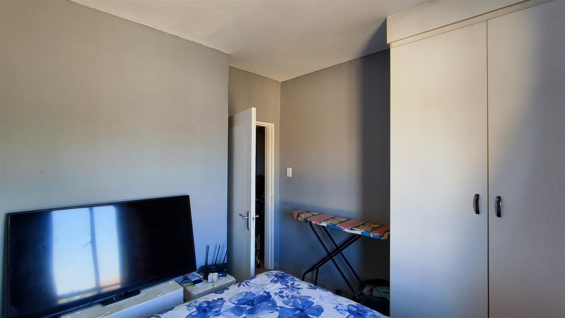 Bed Room 2 - 11 square meters of property in Pomona