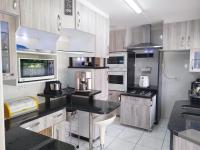  of property in Allan Grove