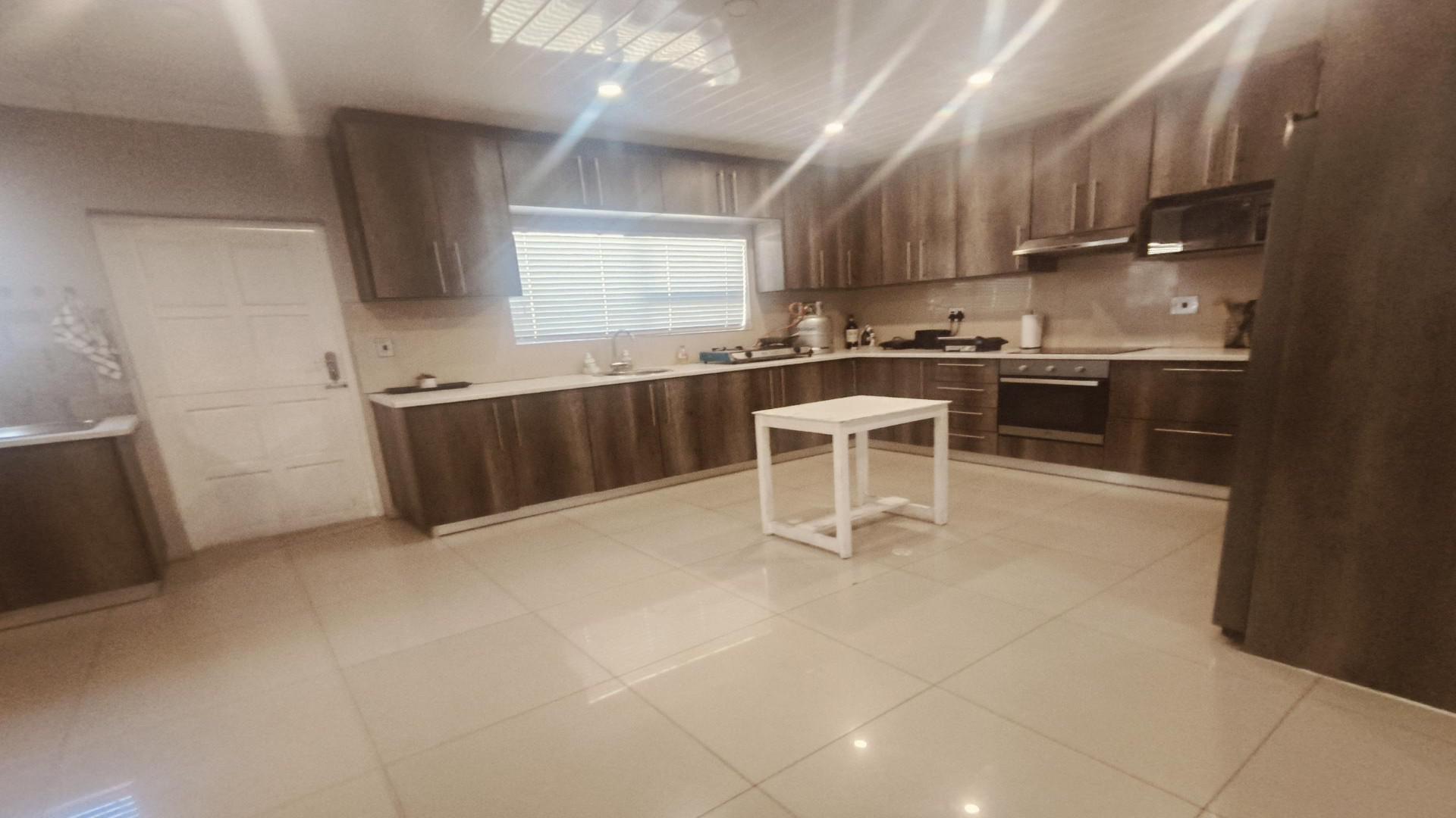 Kitchen of property in Wellington