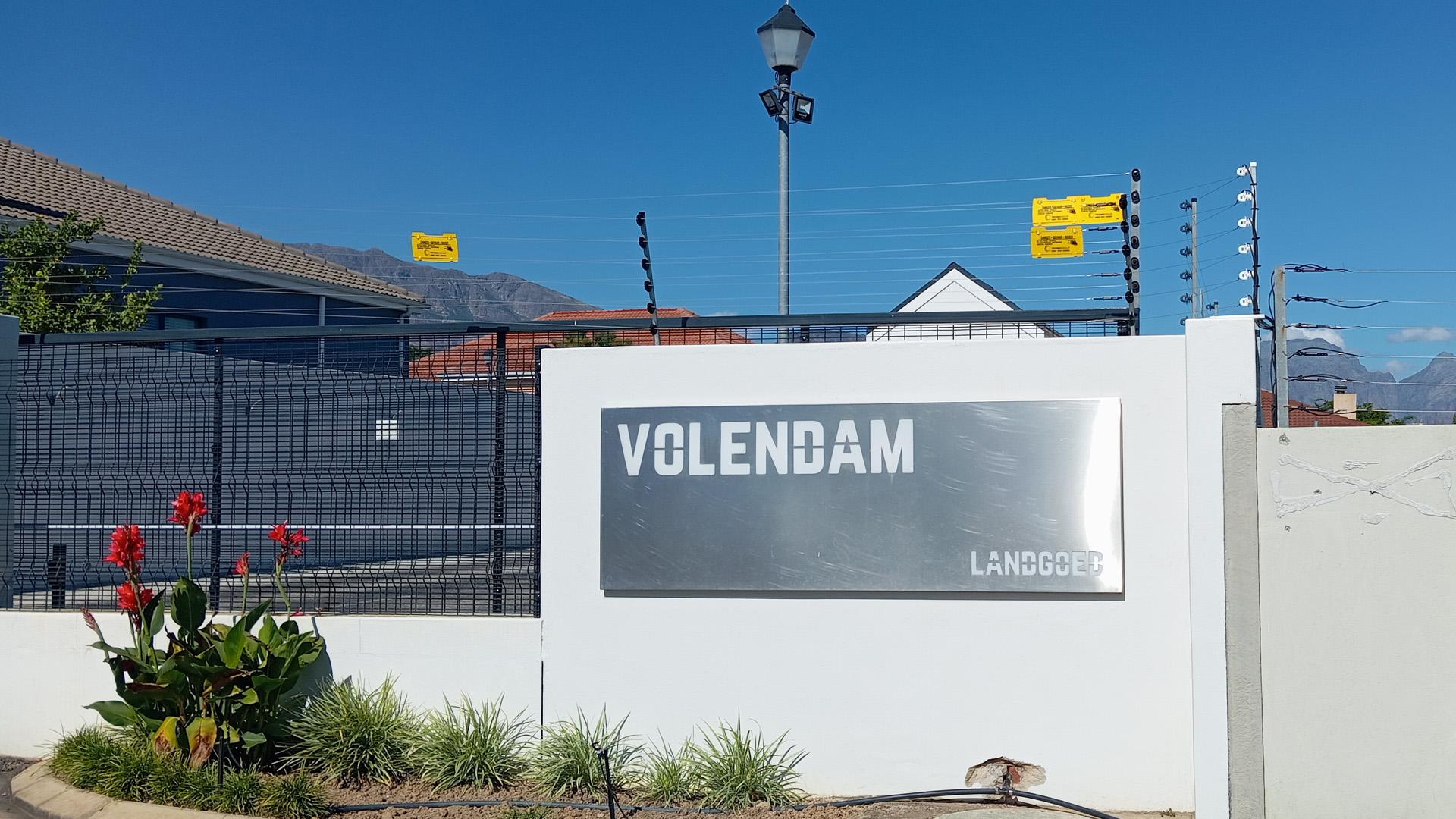 Front View of property in Wellington