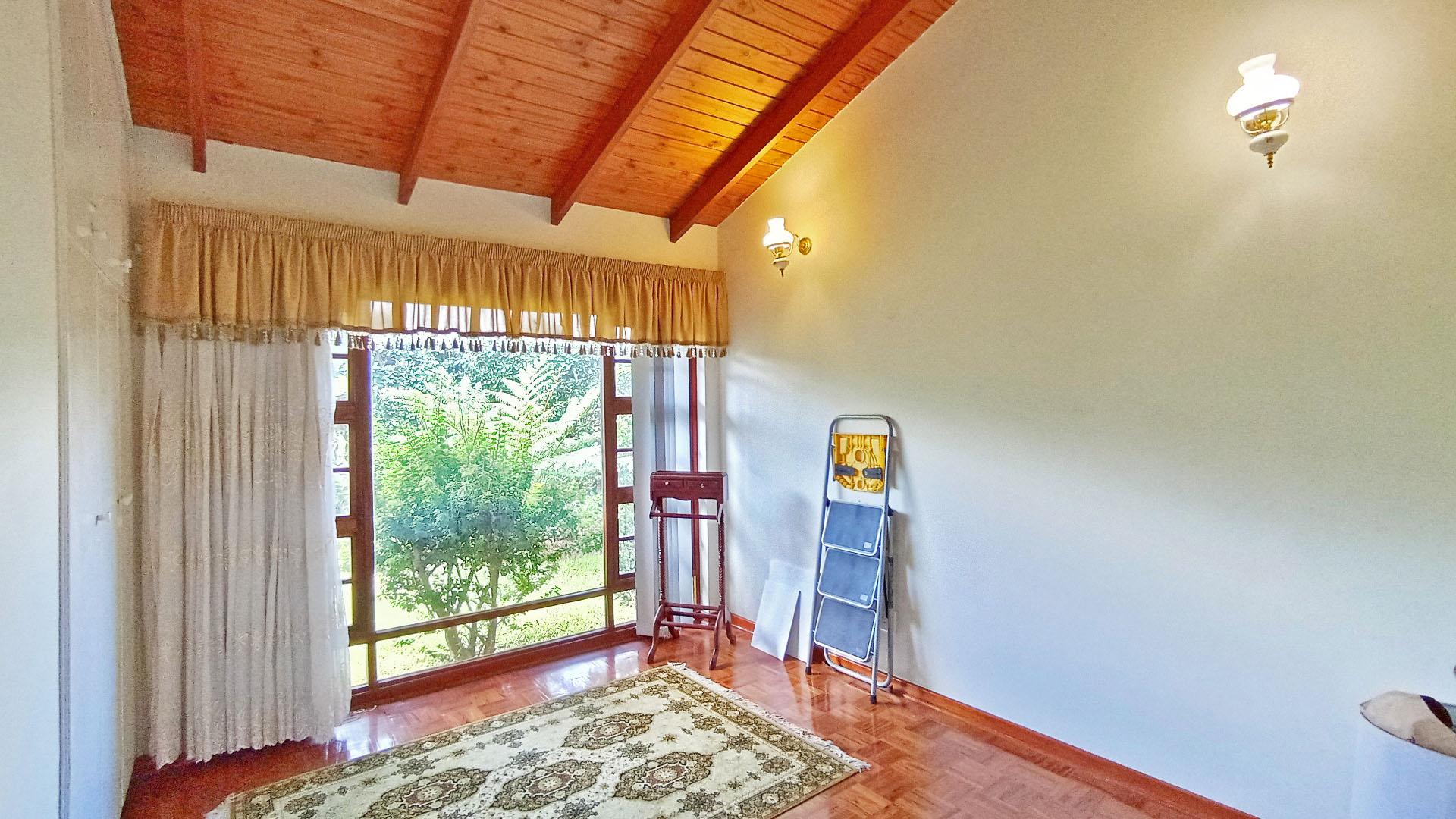 Bed Room 2 - 15 square meters of property in Albinia