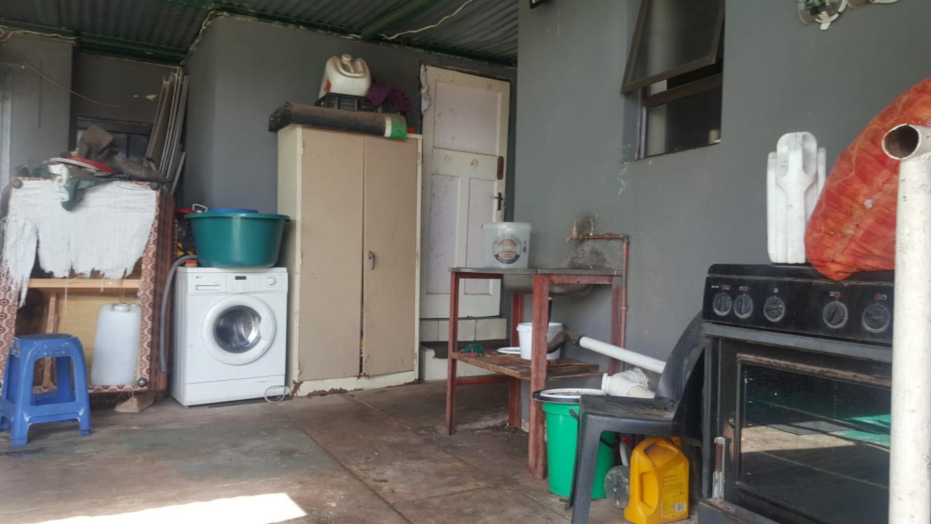 Spaces - 6 square meters of property in Kensington - JHB