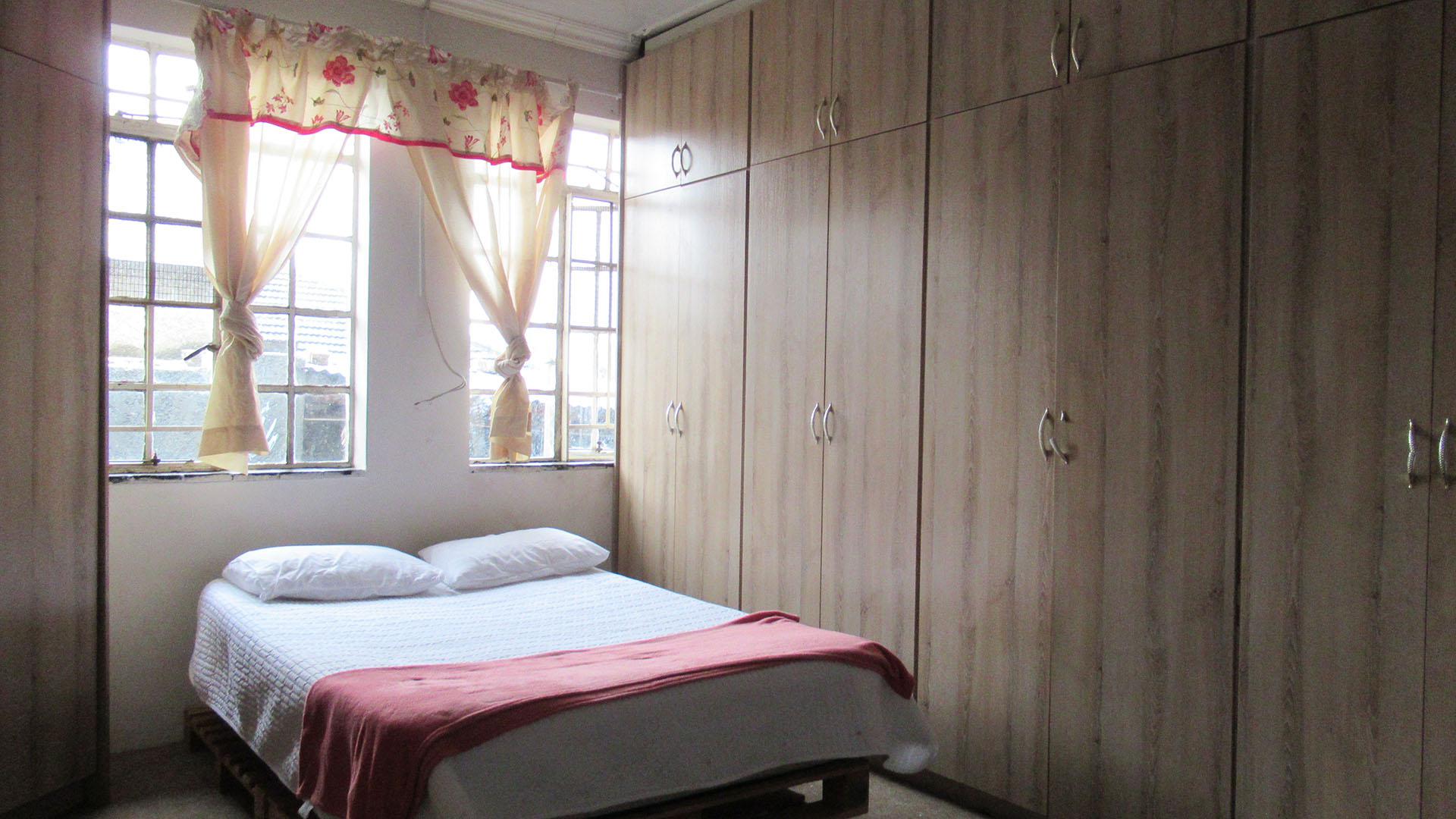 Bed Room 3 - 24 square meters of property in Kensington - JHB