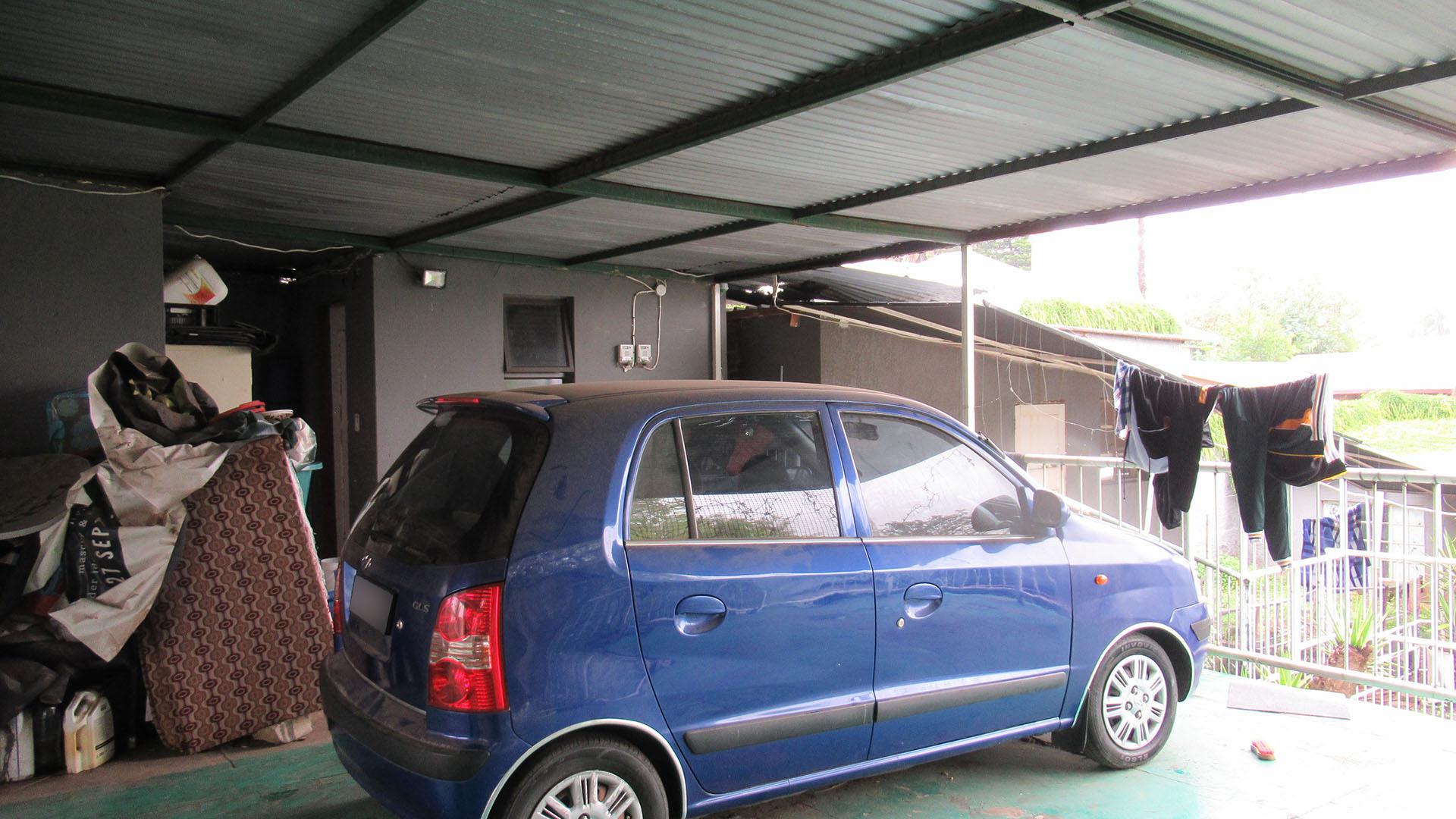 Spaces - 6 square meters of property in Kensington - JHB