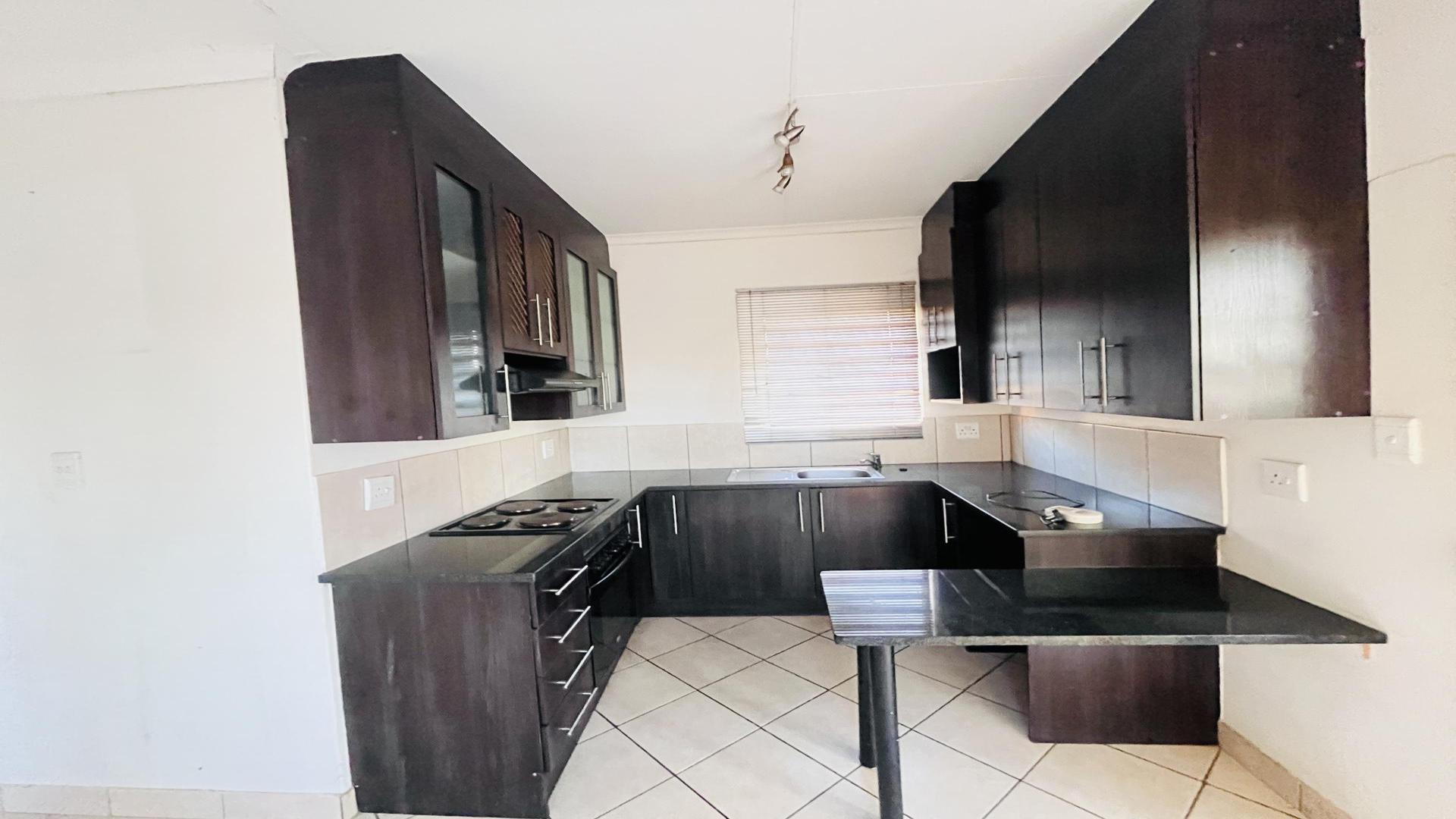 Kitchen - 5 square meters of property in Dawn Park
