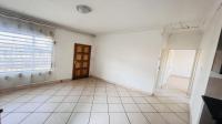 Lounges - 16 square meters of property in Dawn Park