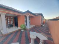 3 Bedroom 2 Bathroom House to Rent for sale in Tlhabane West
