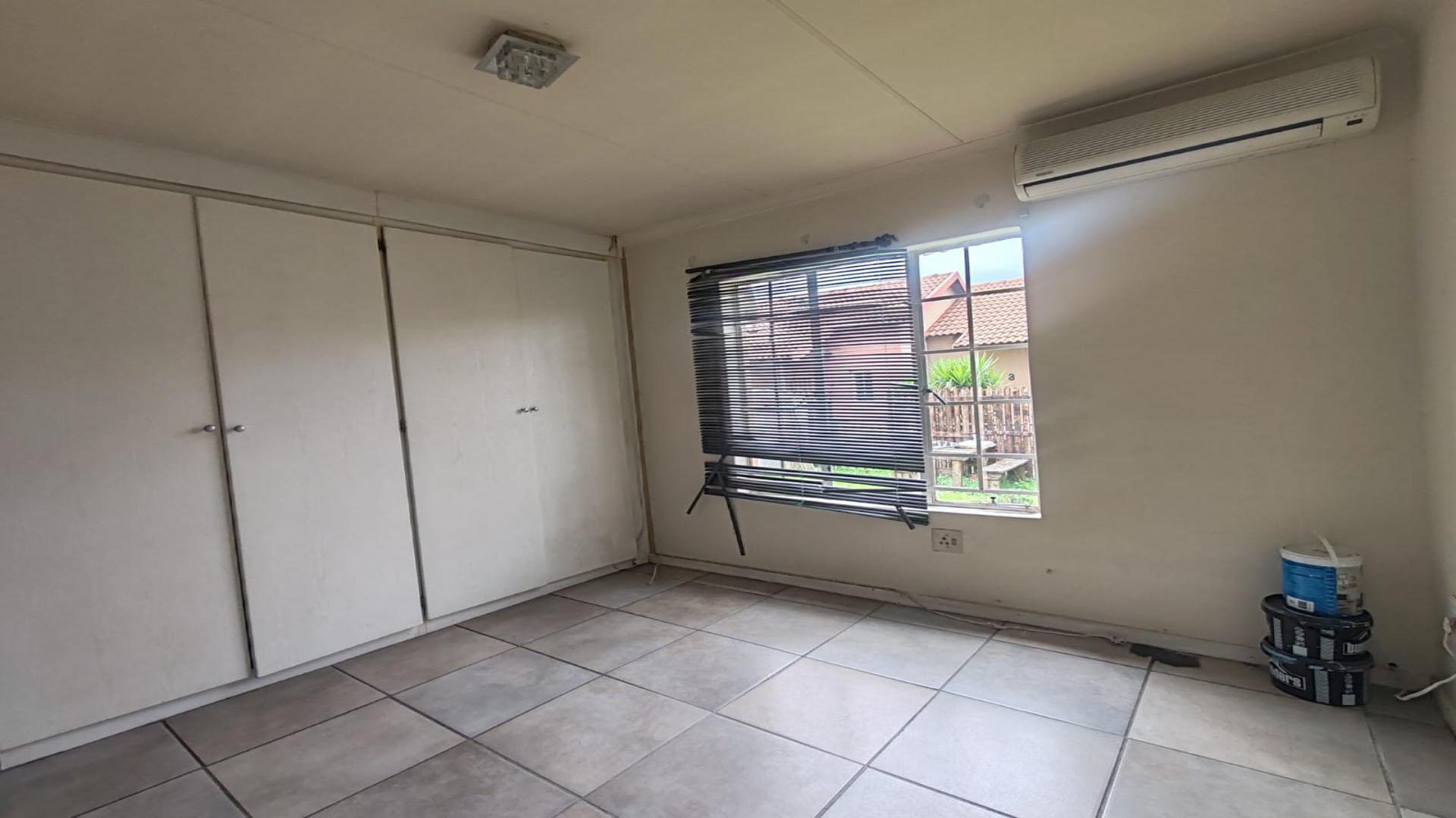 Bed Room 2 of property in Illiondale