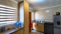Kitchen - 11 square meters of property in Dawn Park