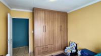 Bed Room 1 - 12 square meters of property in Dawn Park