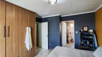 Main Bedroom - 15 square meters of property in Dawn Park