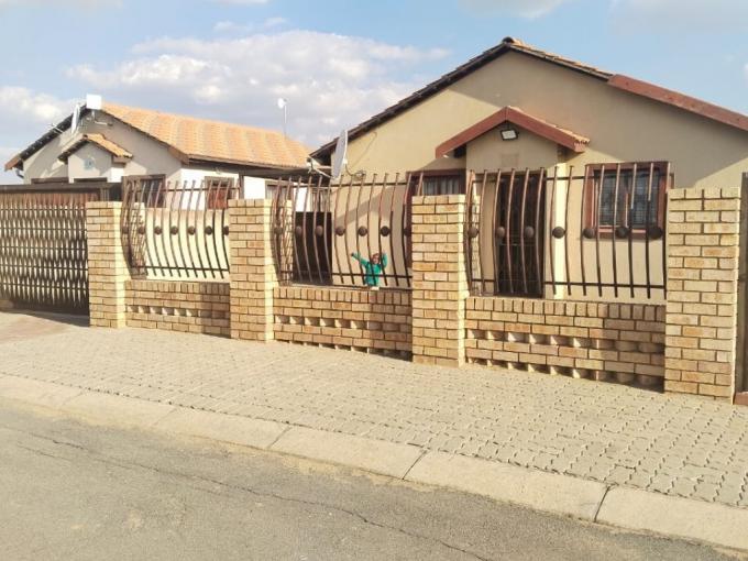 3 Bedroom House for Sale For Sale in Germiston - MR630696
