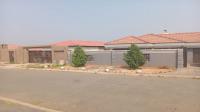 Front View of property in Alveda