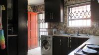 Kitchen - 11 square meters of property in Alveda