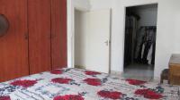 Main Bedroom - 19 square meters of property in Alveda