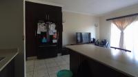 Kitchen - 14 square meters of property in Pretorius Park