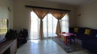 Lounges - 20 square meters of property in Pretorius Park