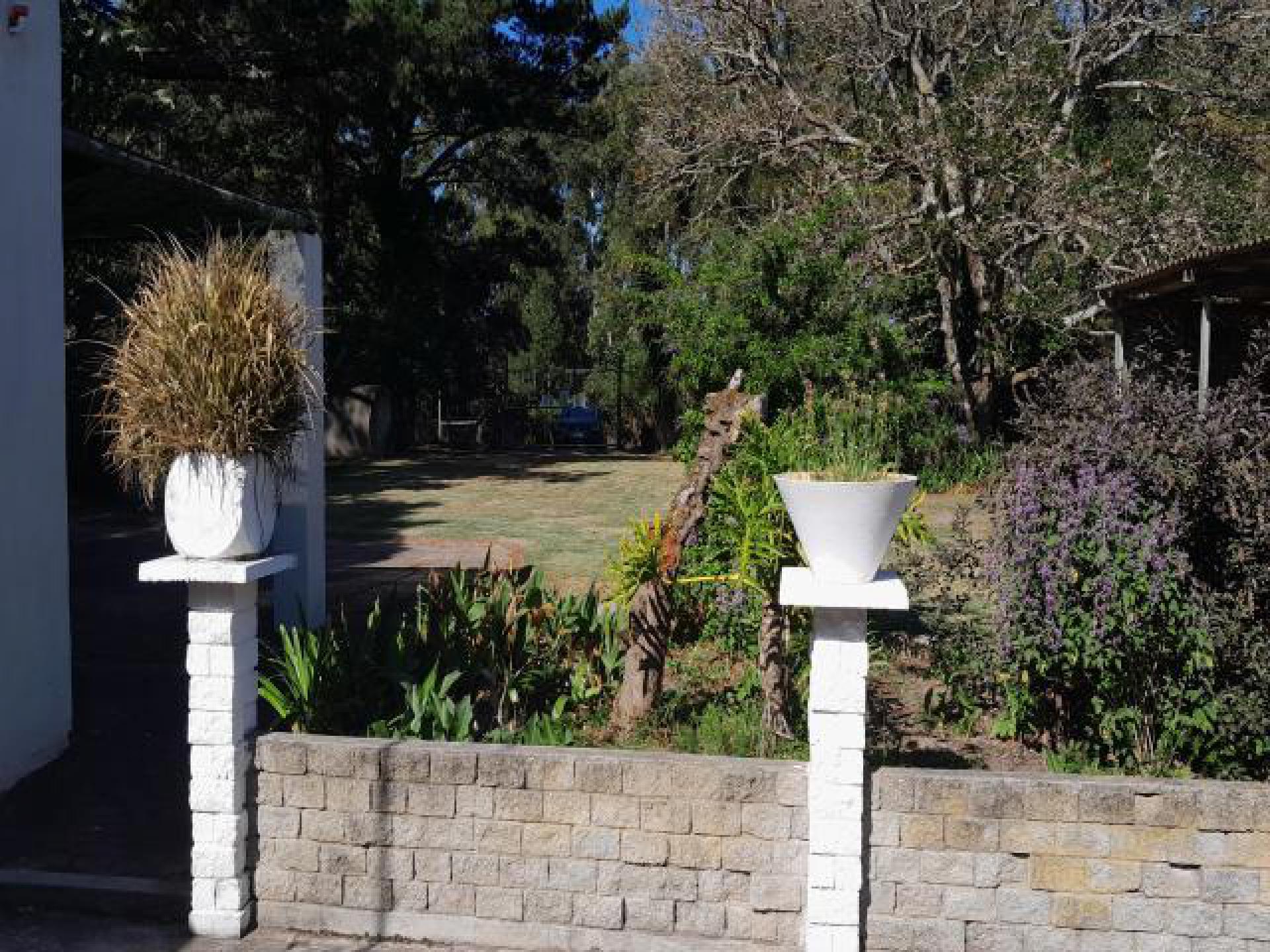 Front View of property in Port Elizabeth Central