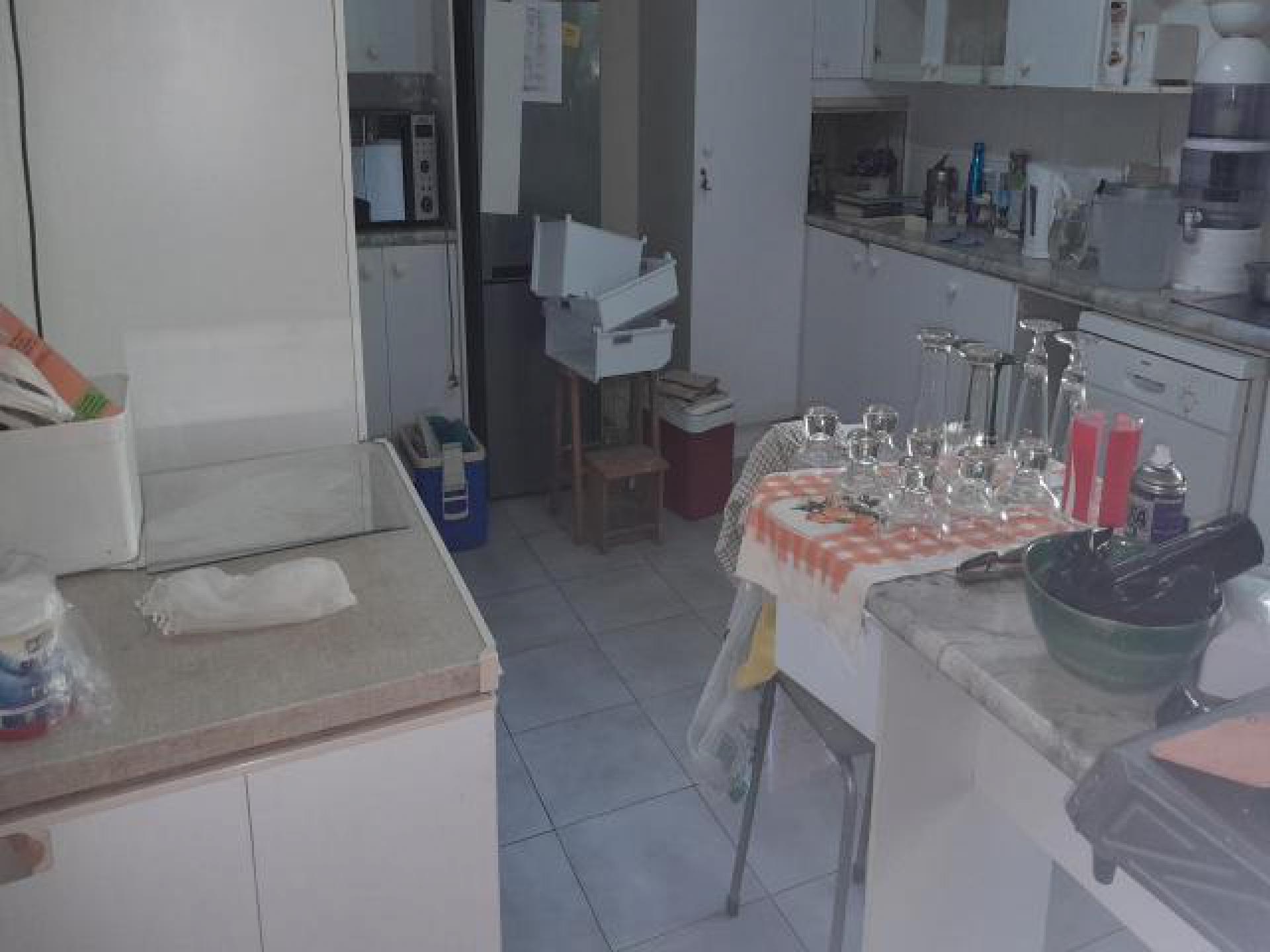 Kitchen of property in Port Elizabeth Central