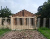 Front View of property in Theresapark