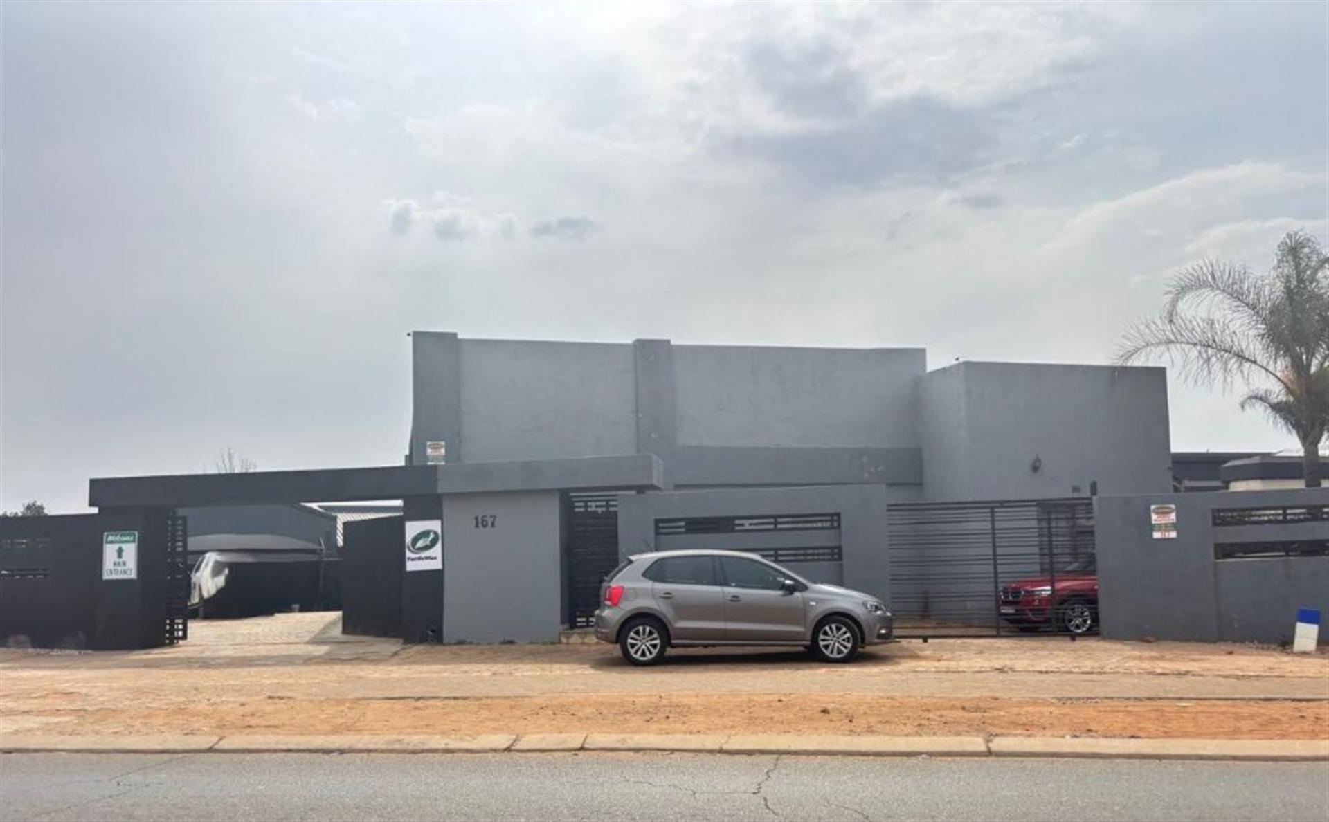 Front View of property in Lenasia