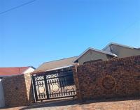 Front View of property in Daveyton