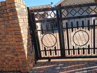 Front View of property in Daveyton