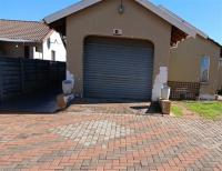 Front View of property in Daveyton