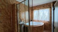 Bathroom 1 - 10 square meters of property in Van Dykpark