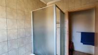 Bathroom 3+ - 3 square meters of property in Van Dykpark