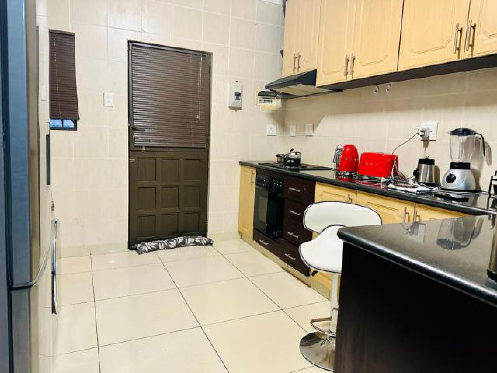 Kitchen of property in Birdswood