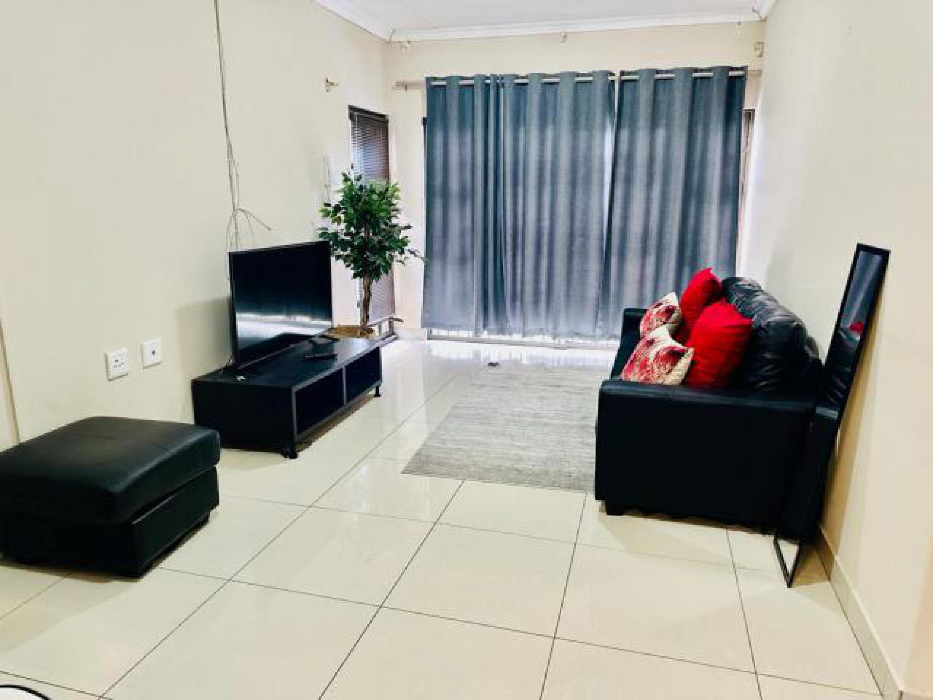 Lounges of property in Birdswood