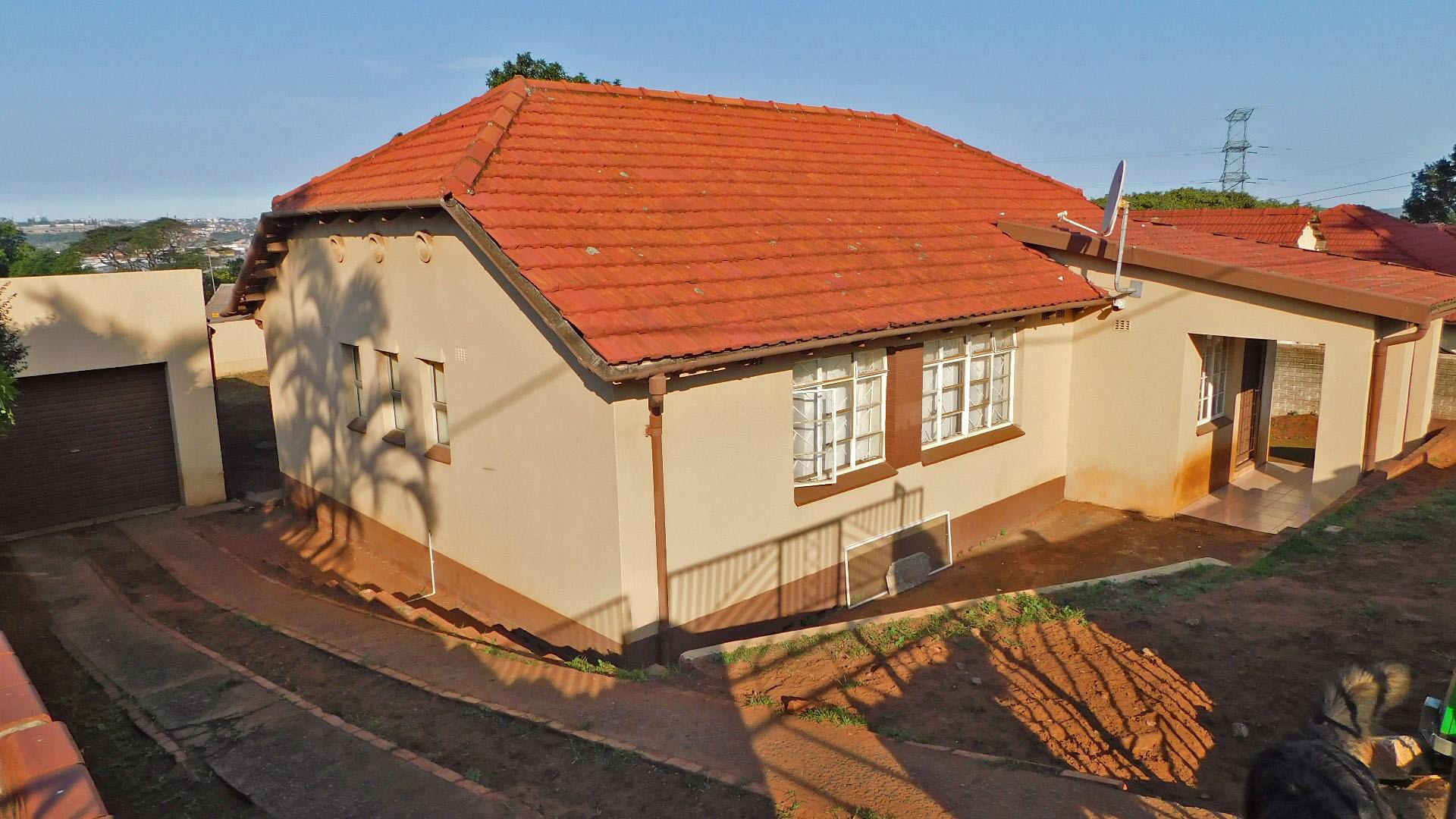 Front View of property in Woodlands - DBN