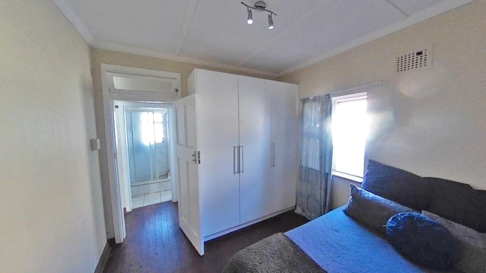 Bed Room 2 - 9 square meters of property in Woodlands - DBN