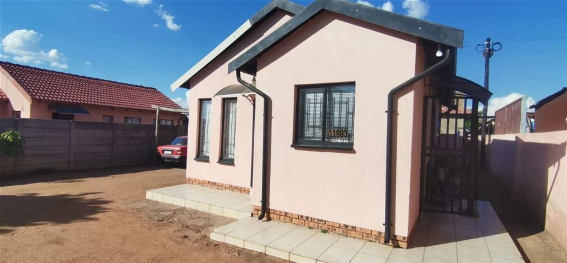 Front View of property in Mabopane