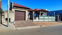 Front View of property in Wattville