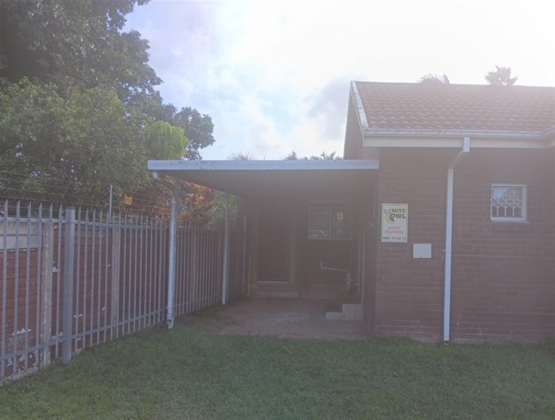 Front View of property in Arboretum