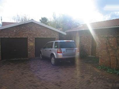 3 Bedroom Duet for Sale For Sale in Garsfontein - Home Sell - MR63126