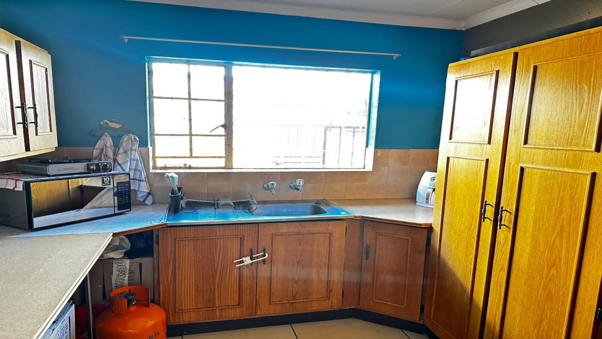 Kitchen of property in Witfield
