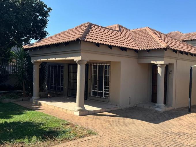 3 Bedroom House for Sale For Sale in Waterval East - MR631302