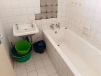  of property in Sunnyside