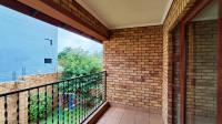 Balcony - 8 square meters of property in Bedfordview