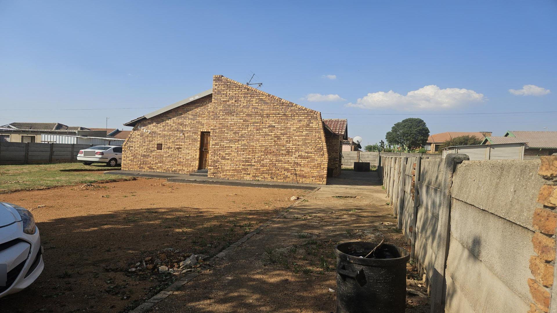 Front View of property in Etwatwa